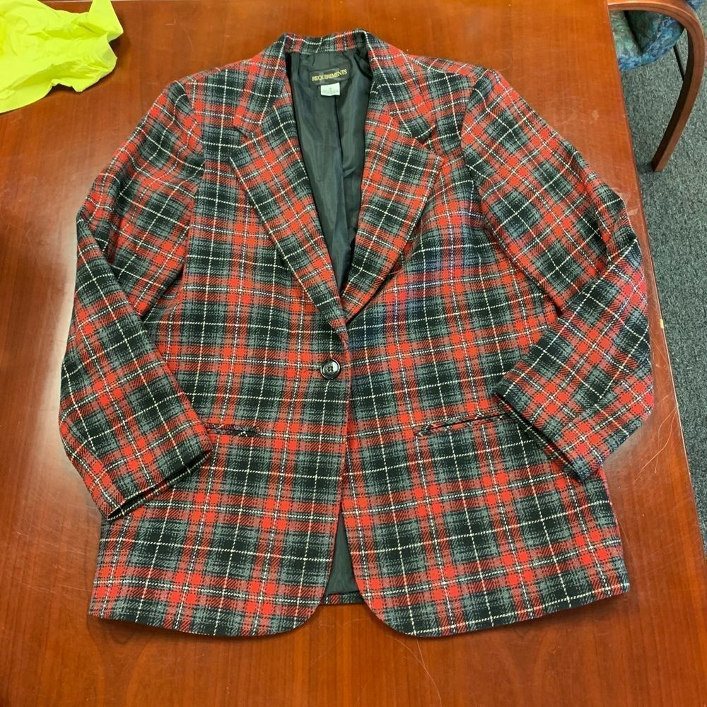Requirements Red Plaid Suit Jacket Blazer sz 8 EUC